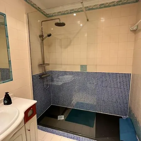 T2 Ocean View House Apartament